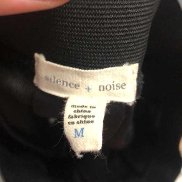 Pleated Skirt - Picture 3 of 5